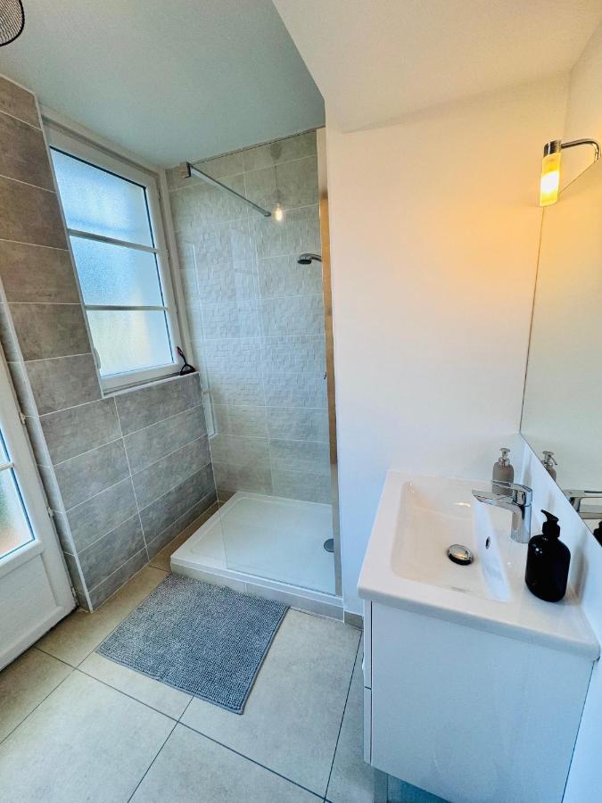Ferienwohnung Chaleureux T2 Proche Gare Bourgoin-Jallieu Exterior foto